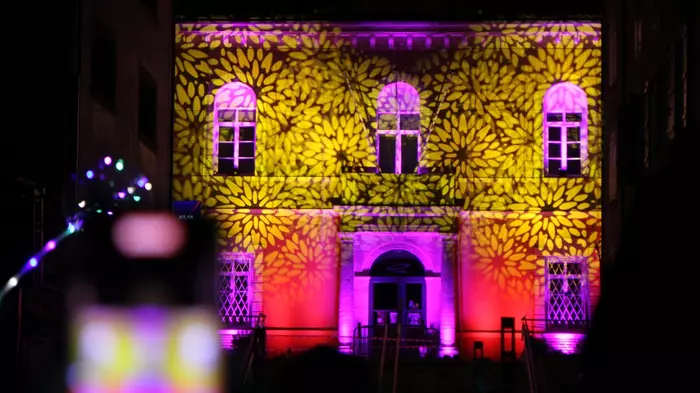 Spectacle son et lumière pyrotechnique de Noël